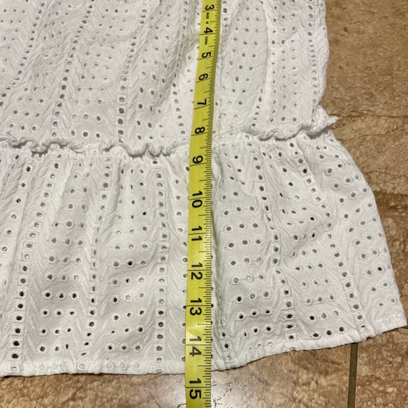 Sim & Sam- White Embroidered boho eyelet Tank Top Size Large - Picture 8 of 8